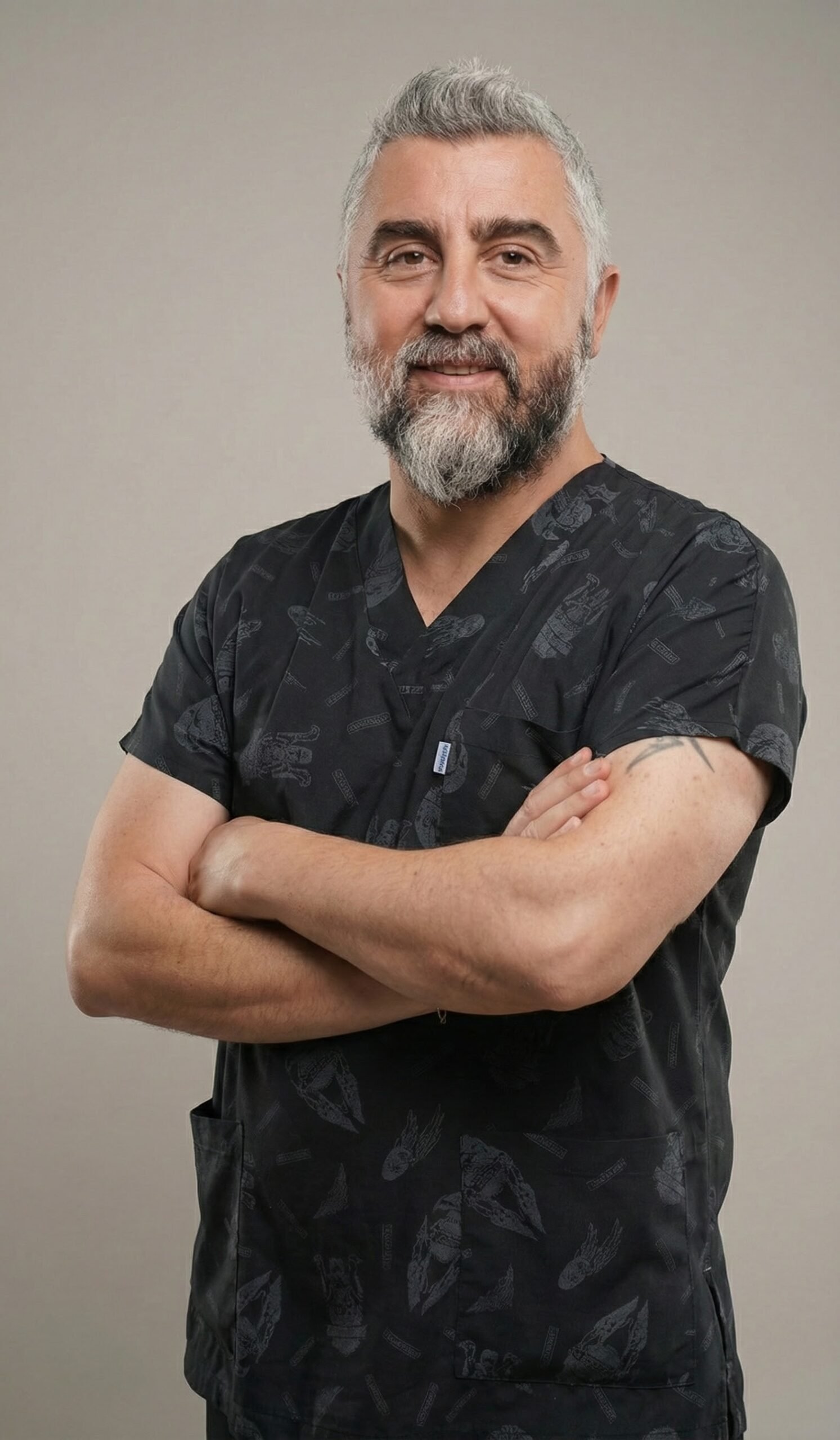 Dt. Erkan Saraçoğlu